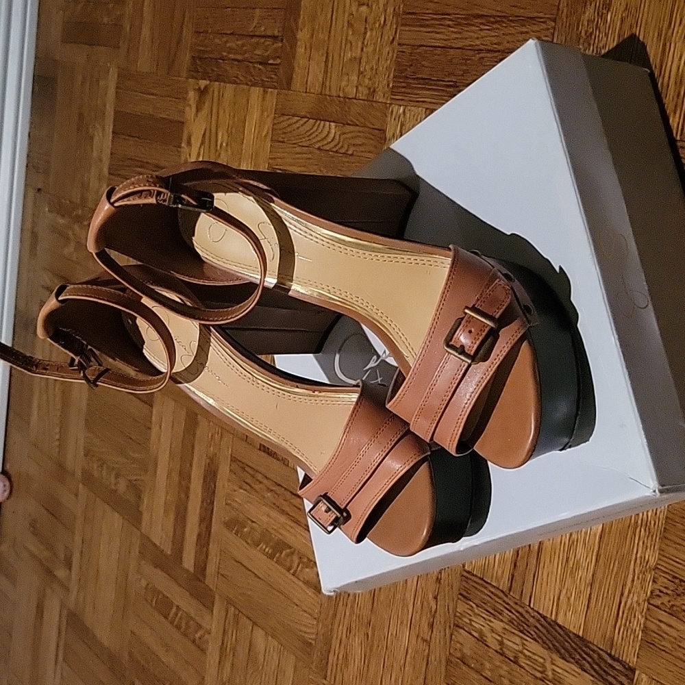 Jessica Simpson heels size 8.5